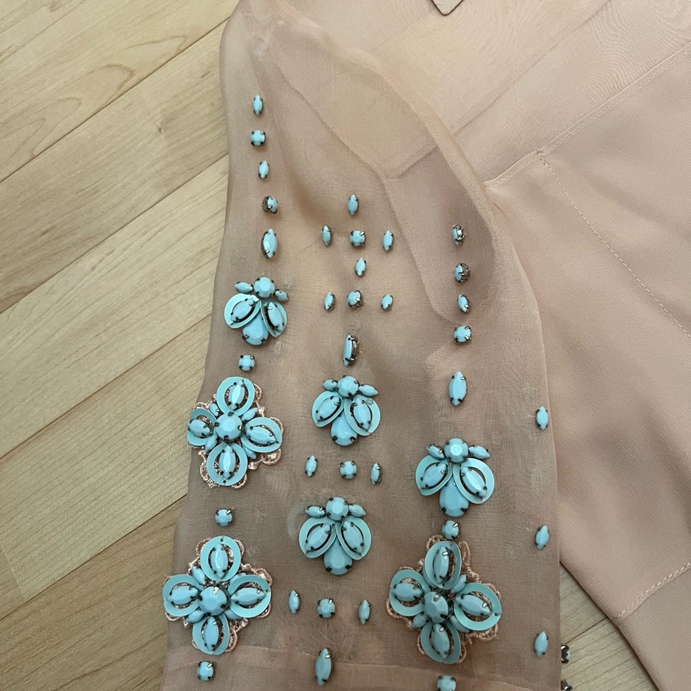 Silk and Sequin embellished top. Rebecca Taylor. - Picture 5 of 9